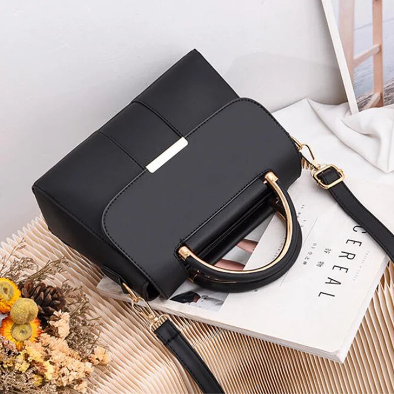 Bolsa Crossbody Minimalist Charm